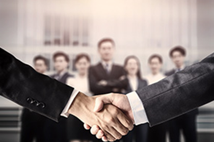 欠款诉讼是否必须聘请律师？